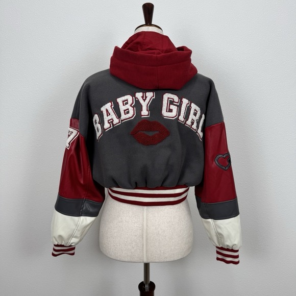 Forever 21 Varsity Jacket Womens Small Red Crop Baby Girl Y2K‎ Bratz Streetwear - Picture 10 of 14